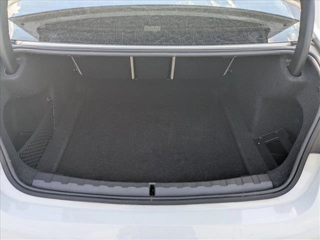 Used 2023 BMW 330i Sedan w/ M Sport Package image 6