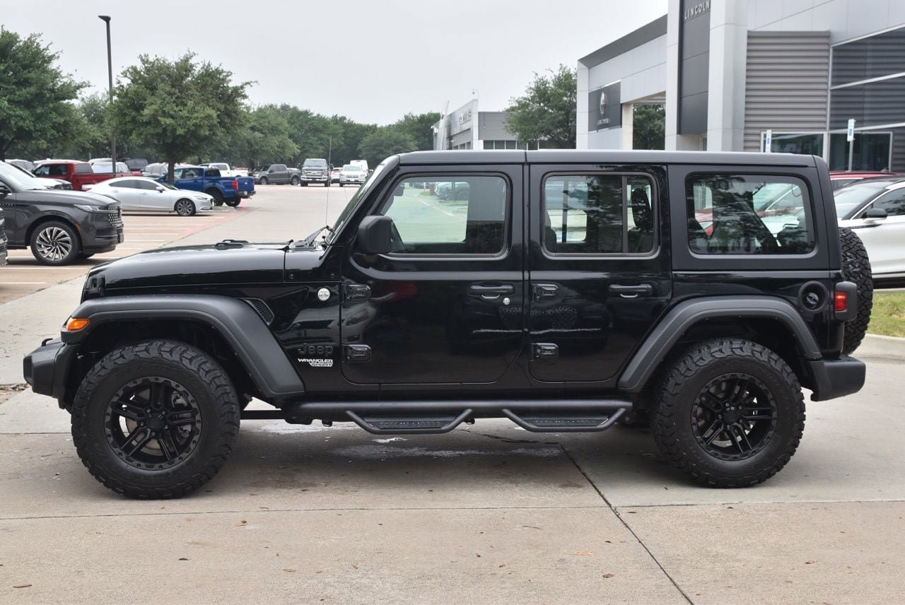 Used 2021 Jeep Wrangler Unlimited Sport AWD/4WD image 12