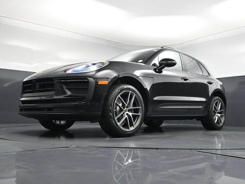 New 2026 Porsche Macan AWD/4WD image 22