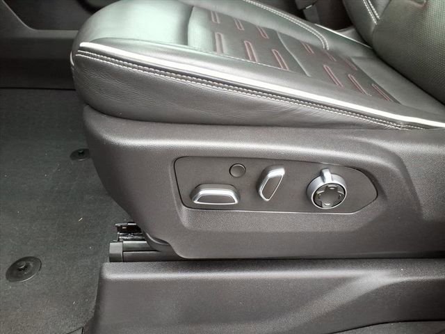 Used 2024 GMC Sierra 1500 AT4X image 14