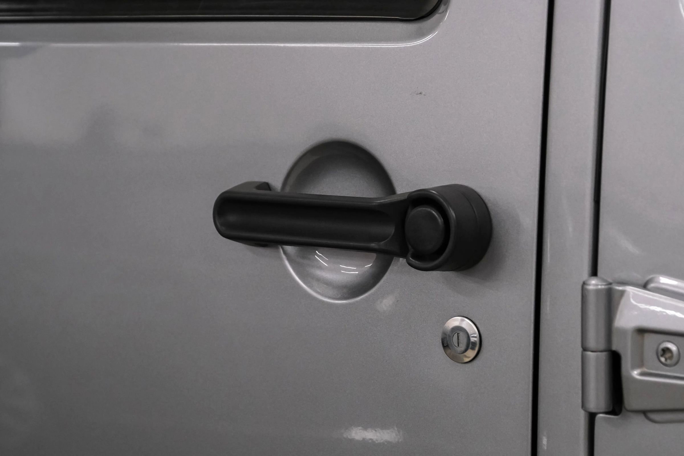 Used 2013 Jeep Wrangler Unlimited Sahara w/ Connectivity Group image 35