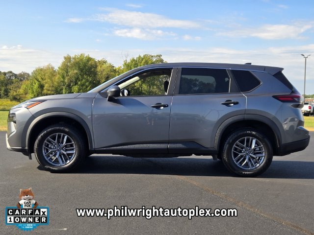 Used 2024 Nissan Rogue S AWD/4WD image 6