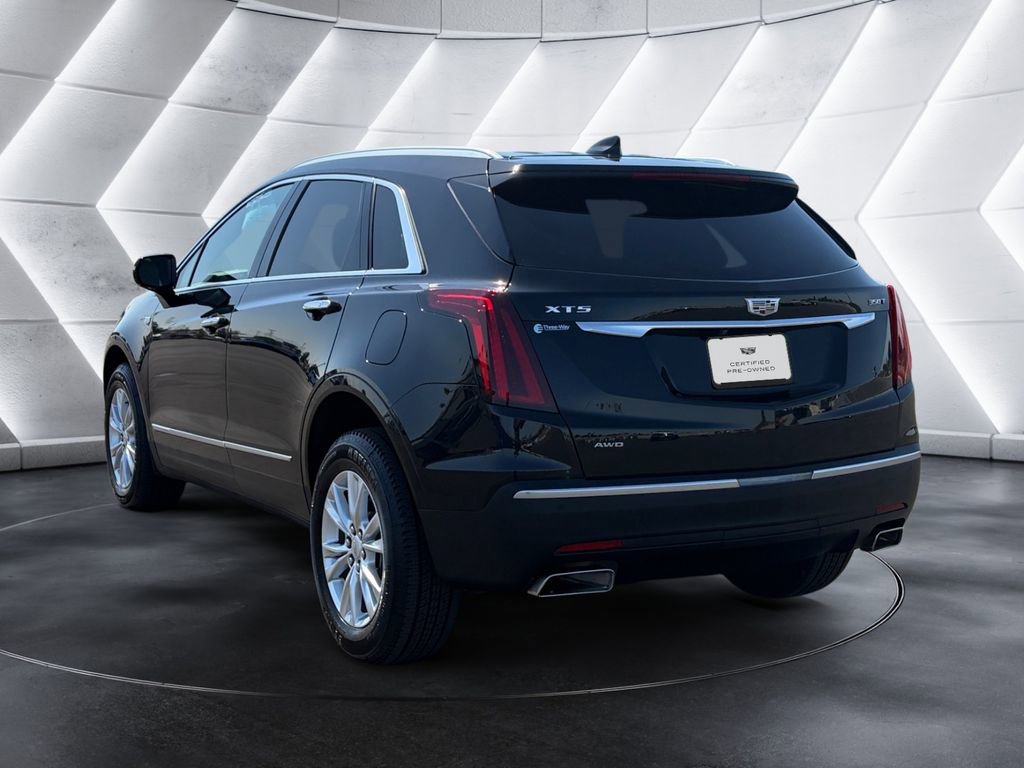 Certified 2023 Cadillac XT5 Luxury w/ LPO, Floor Liner Package AWD/4WD image 3