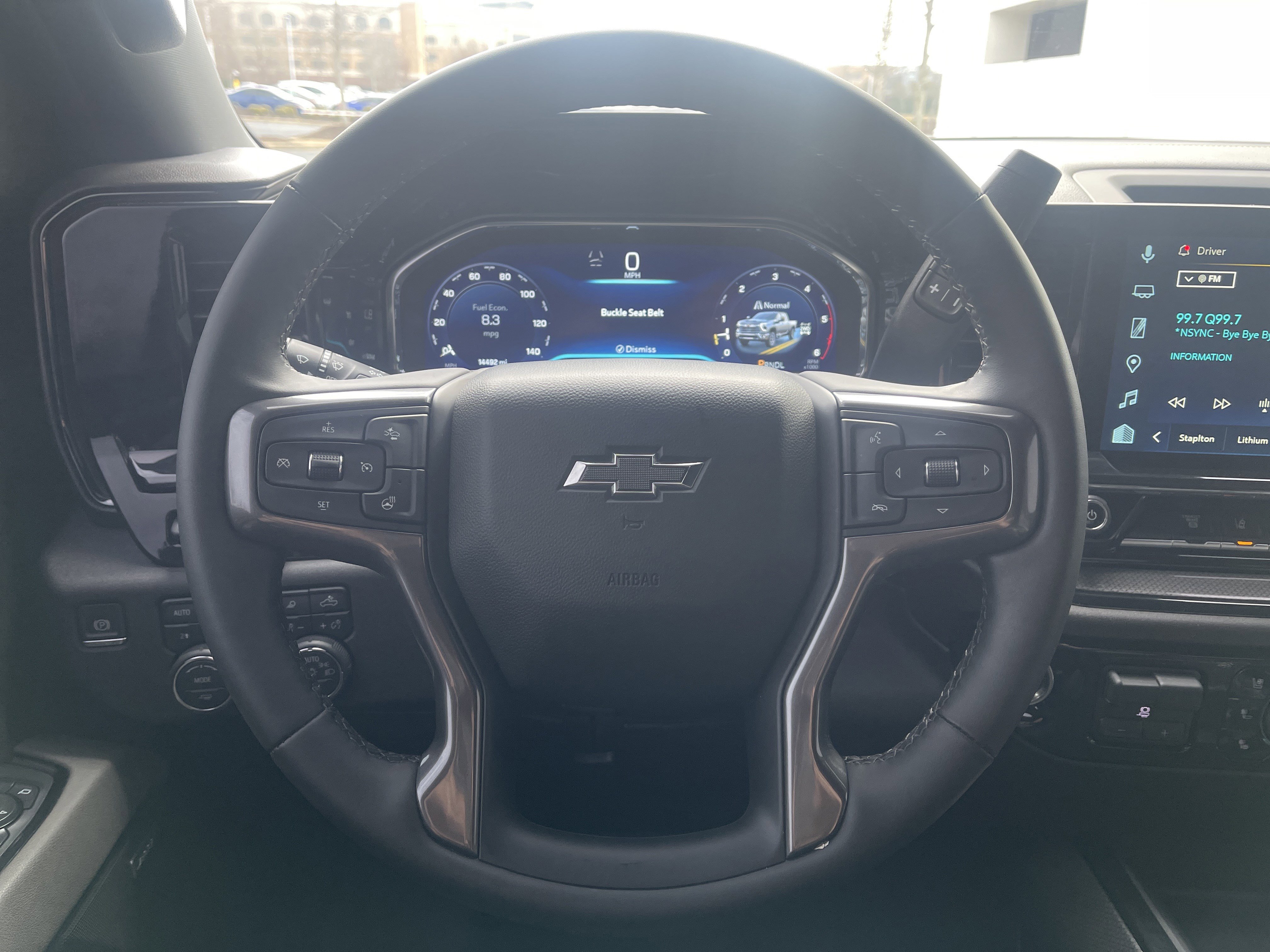 Used 2025 Chevrolet Silverado 2500 ZR2 w/ Technology Package image 17