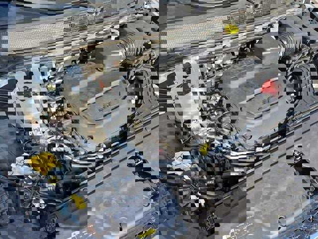 Used 2024 Chrysler Pacifica Touring-L image 32