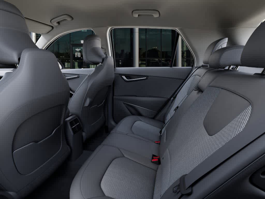 New 2026 Kia Niro EX image 18
