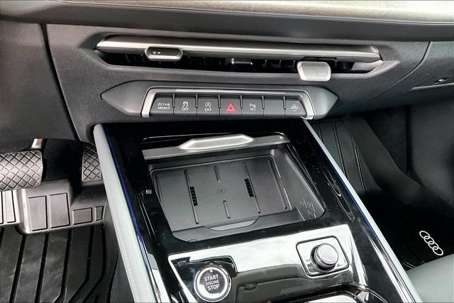 New 2026 Audi Q3 quattro 2.0T AWD/4WD image 26