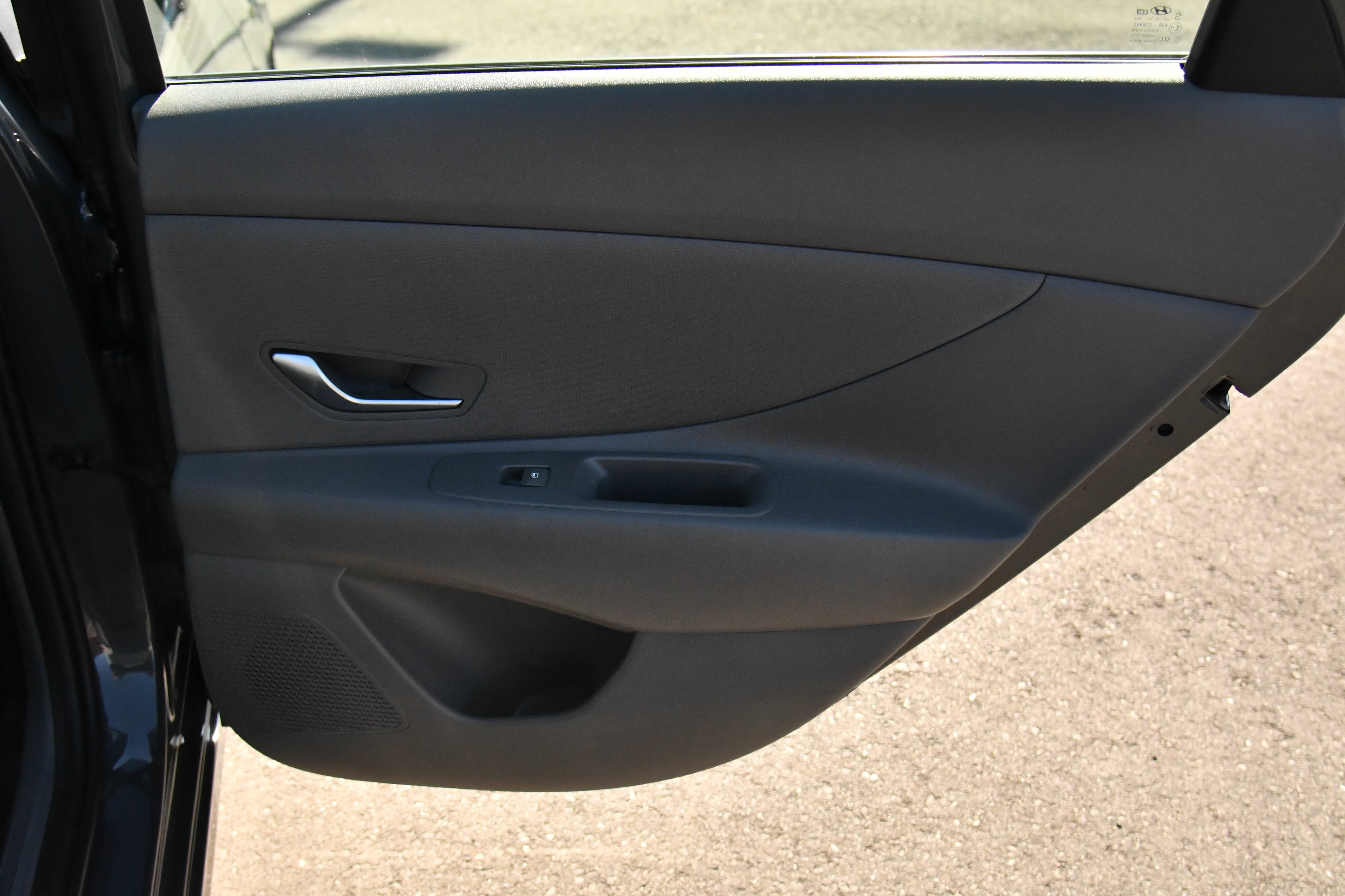 Used 2024 Hyundai Elantra SE FWD image 36