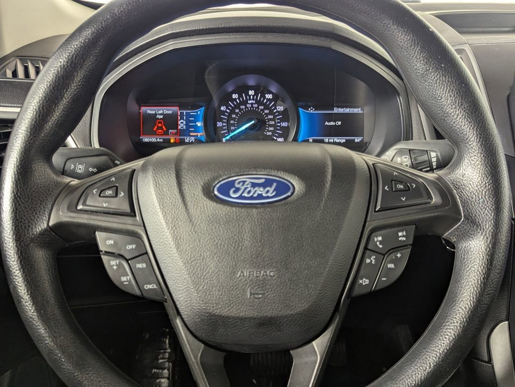 Used 2022 Ford Edge SE w/ Black Appearance Package AWD/4WD image 19