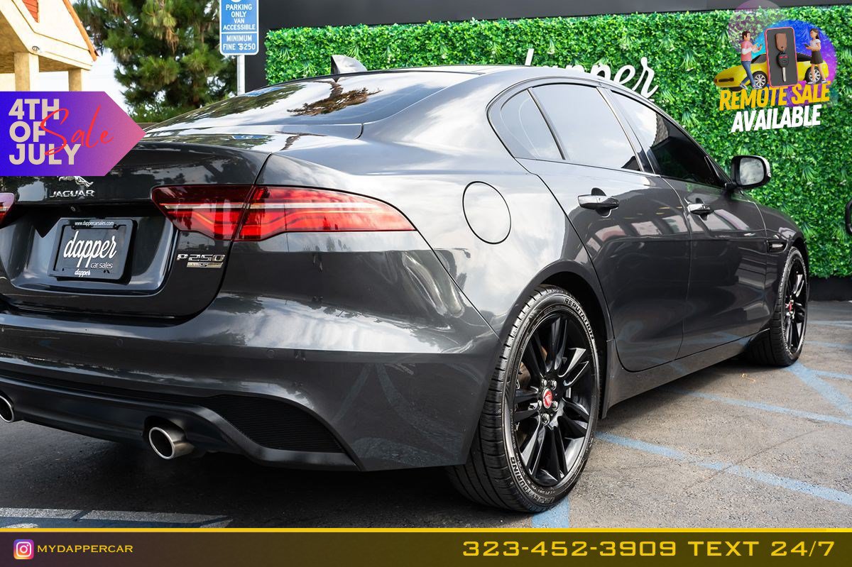 Used 2020 Jaguar XE S RWD image 6
