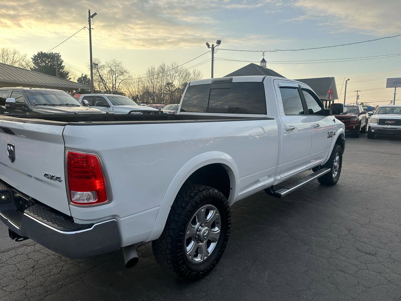 Used 2014 RAM 2500 Laramie w/ Convenience Group image 5