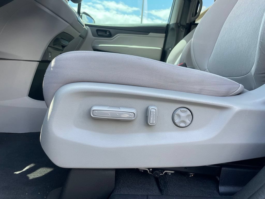 Certified 2024 Honda Odyssey EX image 25
