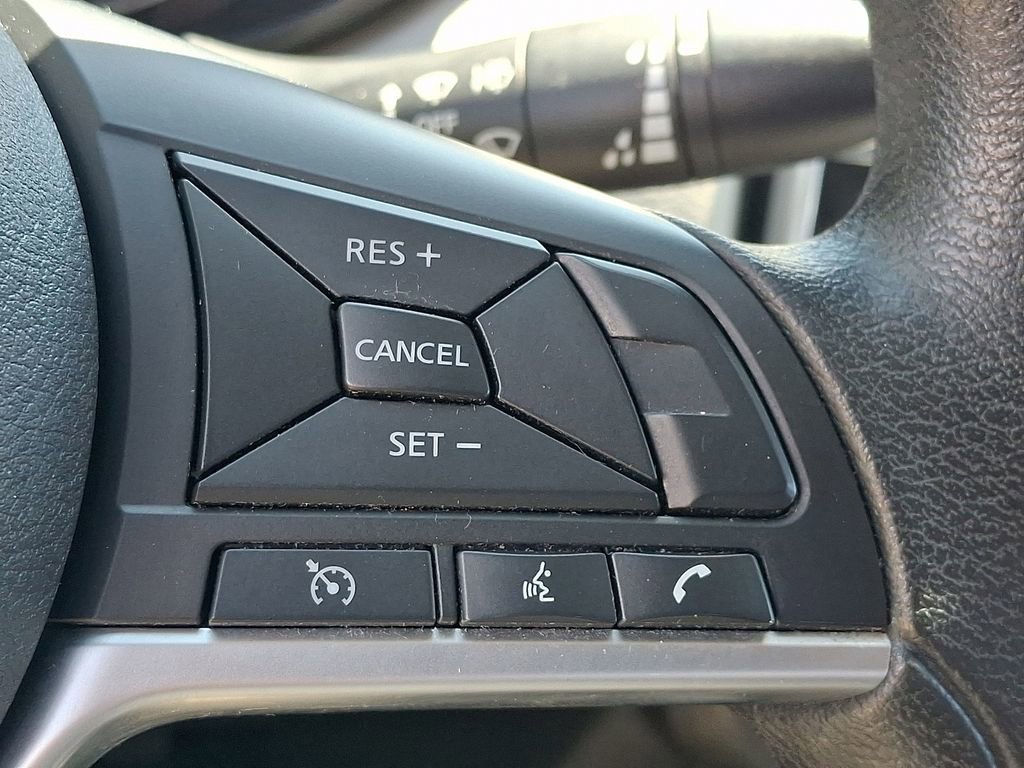 Used 2021 Nissan Versa SV FWD image 24