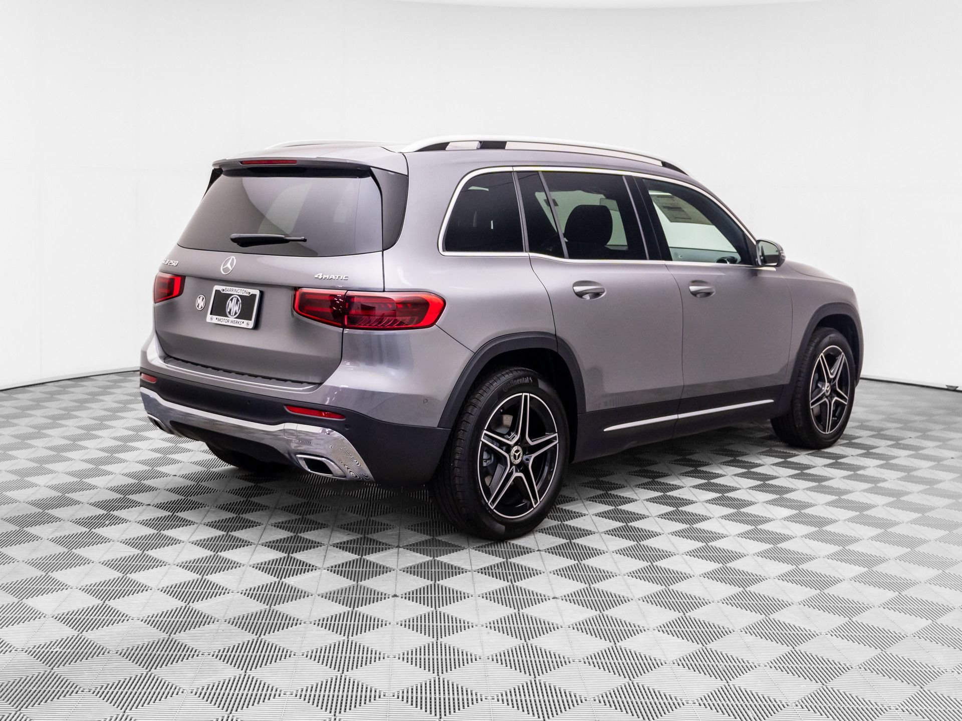 New 2026 Mercedes-Benz GLB 250 4MATIC image 5