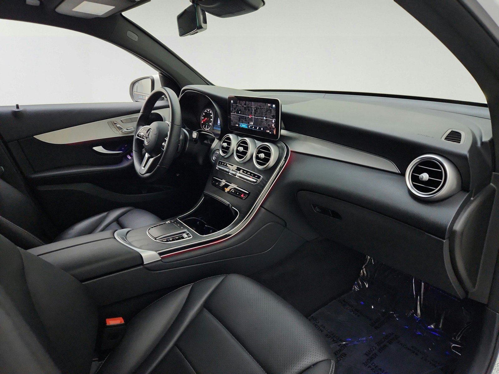 Certified 2022 Mercedes-Benz GLC 300 4MATIC Coupe w/ Multimedia Package Lite image 29