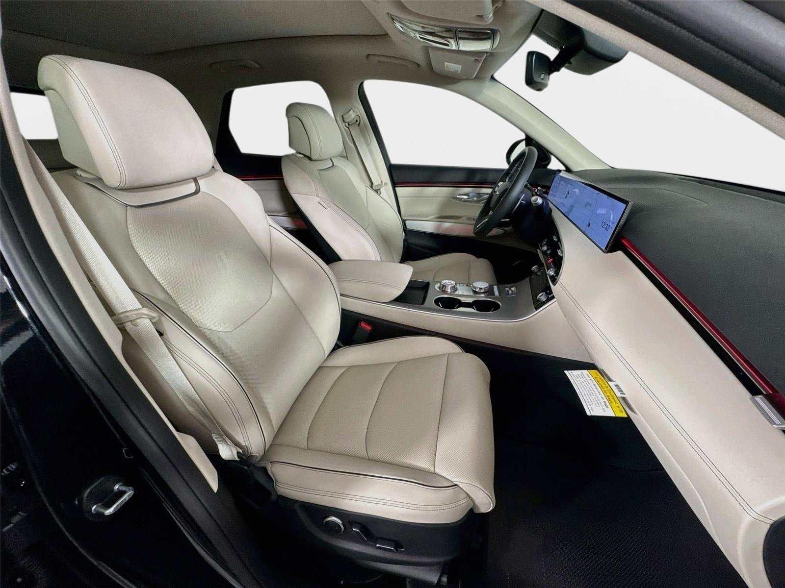 New 2027 Genesis GV70 2.5T Advanced AWD/4WD image 30