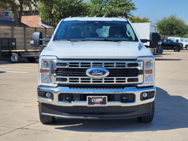 Used 2025 Ford F350 XLT w/ FX4 Off-Road Package AWD/4WD image 8