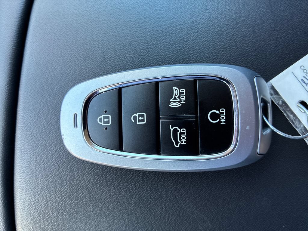 Used 2023 Hyundai Santa Fe SEL w/ Premium Package AWD/4WD image 35