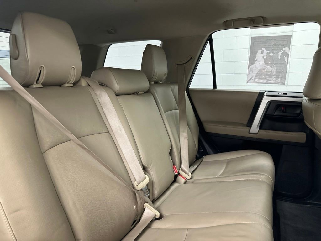 Used 2011 Toyota 4Runner SR5 w/ Premium Pkg w/Leather RWD image 20