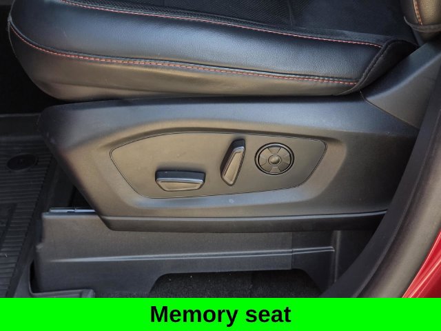 Used 2025 Ford Explorer ST AWD/4WD image 26