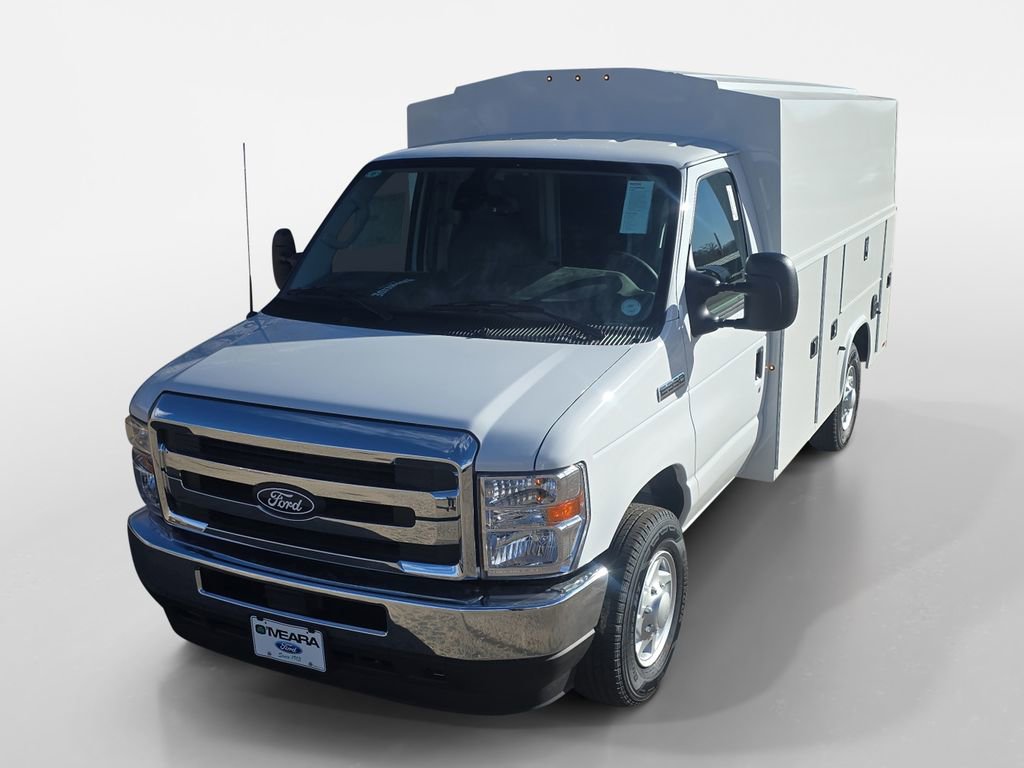 New 2026 Ford E-350 and Econoline 350 Super Duty w/ Power Equipment Group image 24