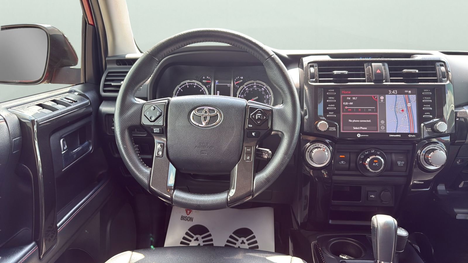 Used 2021 Toyota 4Runner Venture w/ Moonroof Package AWD/4WD image 12