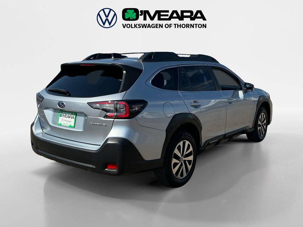 Used 2023 Subaru Outback Premium AWD/4WD image 5