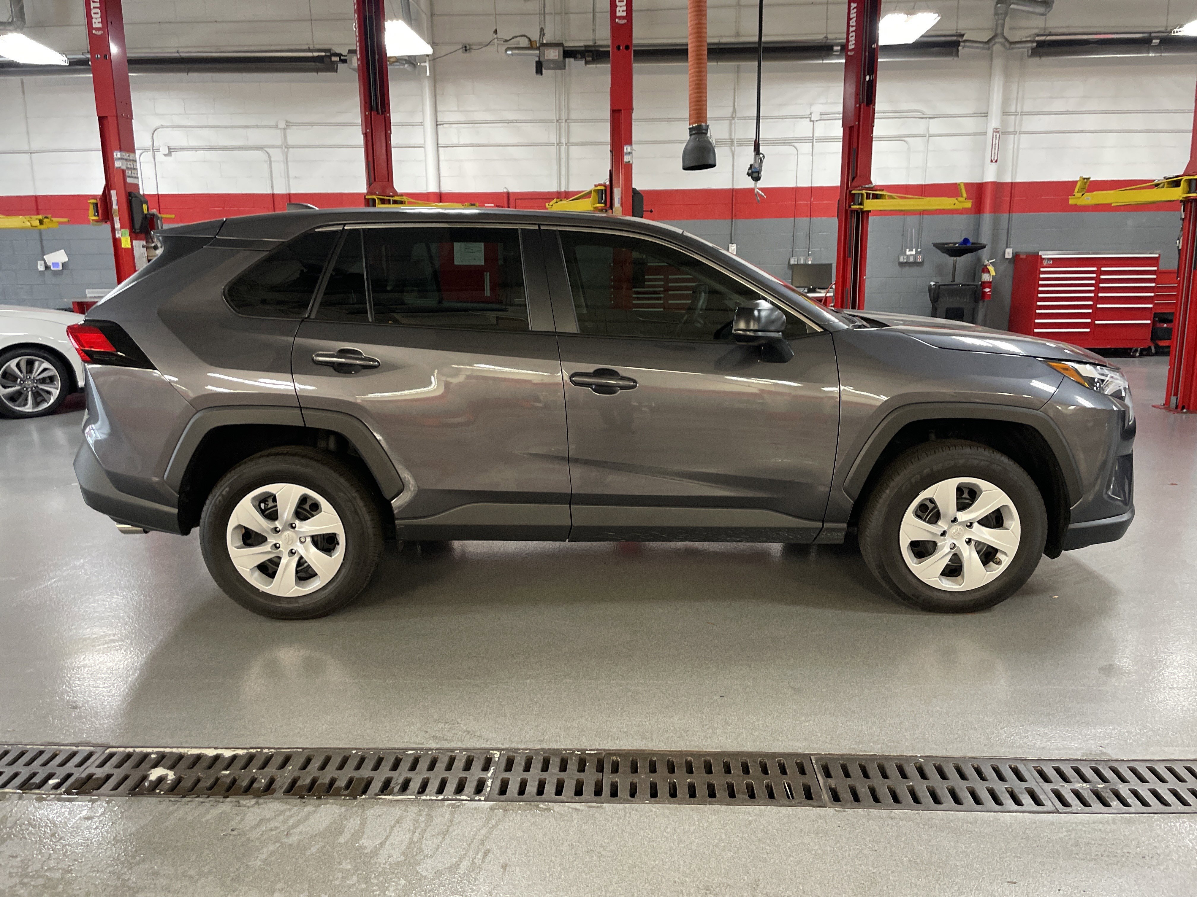 Certified 2024 Toyota RAV4 LE image 37