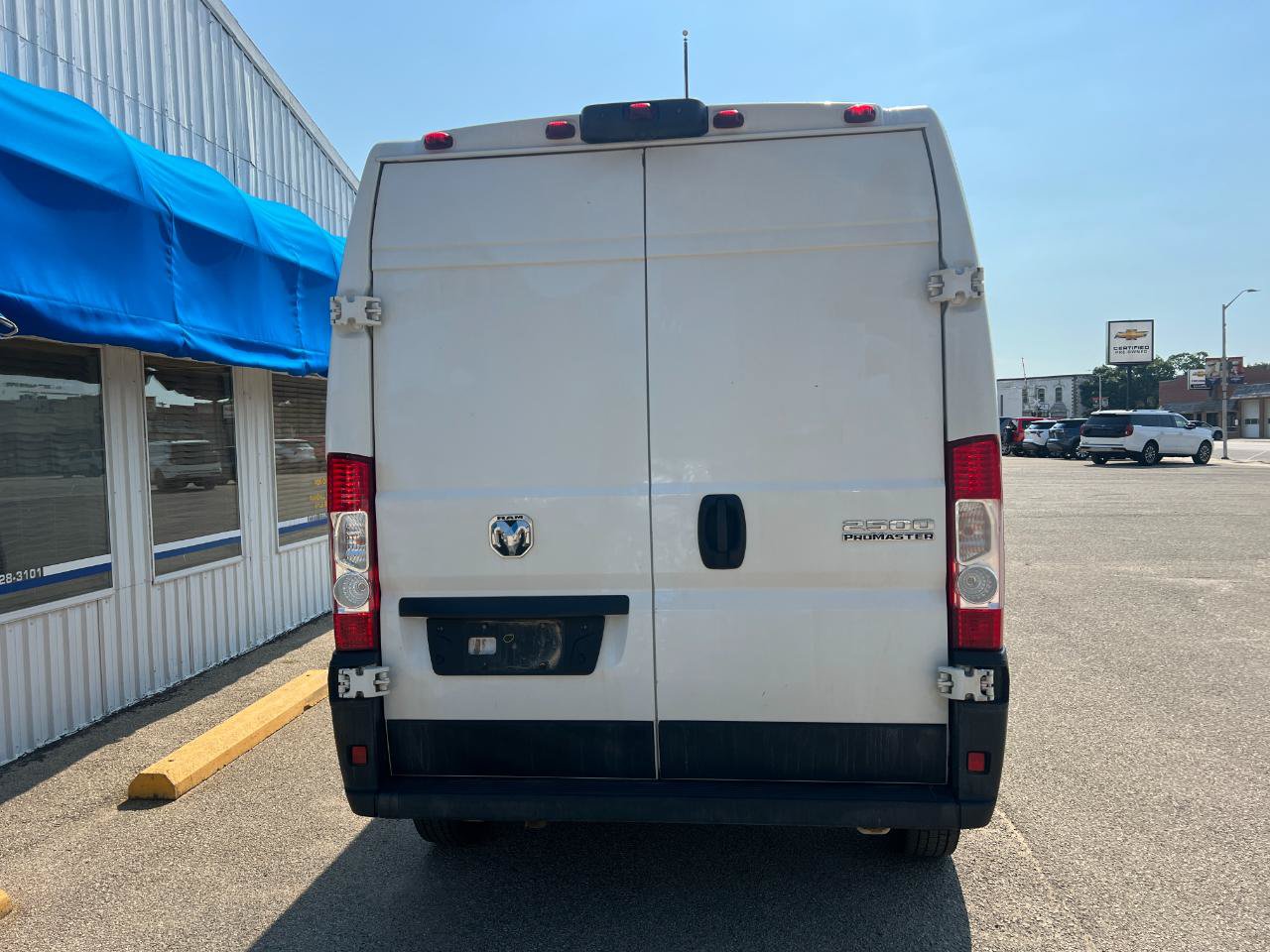 Used 2025 RAM ProMaster 2500 w/ Convenience Group FWD image 32