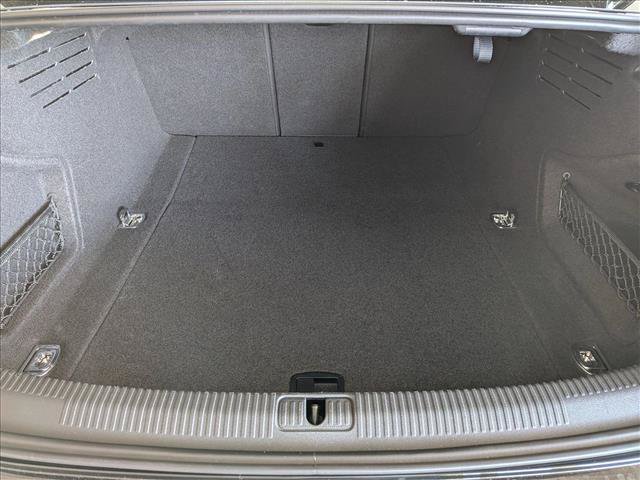 Used 2022 Audi A4 2.0T Premium w/ Convenience Package AWD/4WD image 6