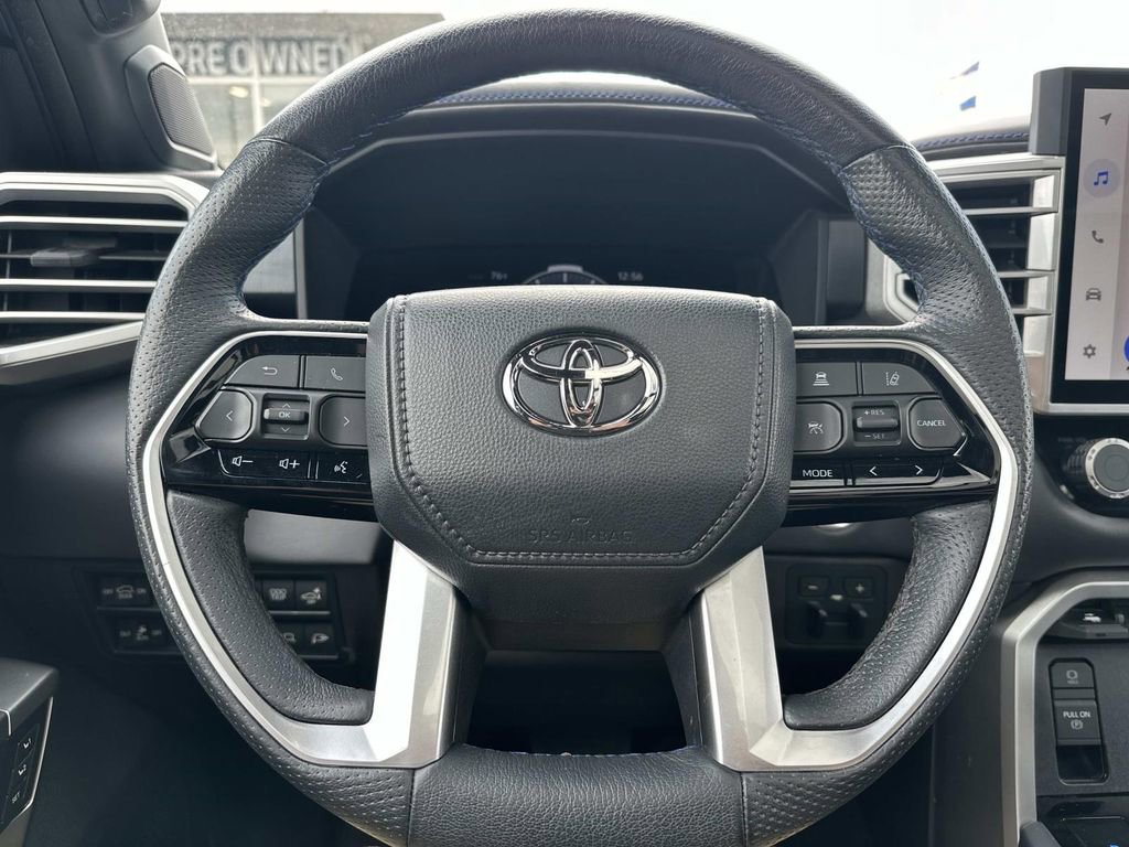 Used 2023 Toyota Sequoia Platinum AWD/4WD image 21