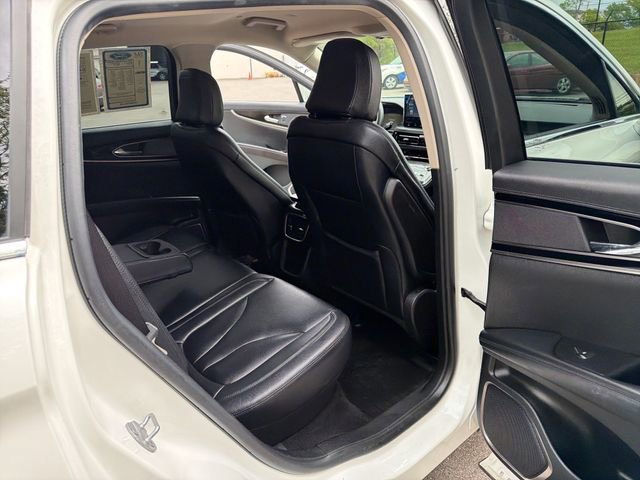 Used 2022 Lincoln Nautilus AWD image 23