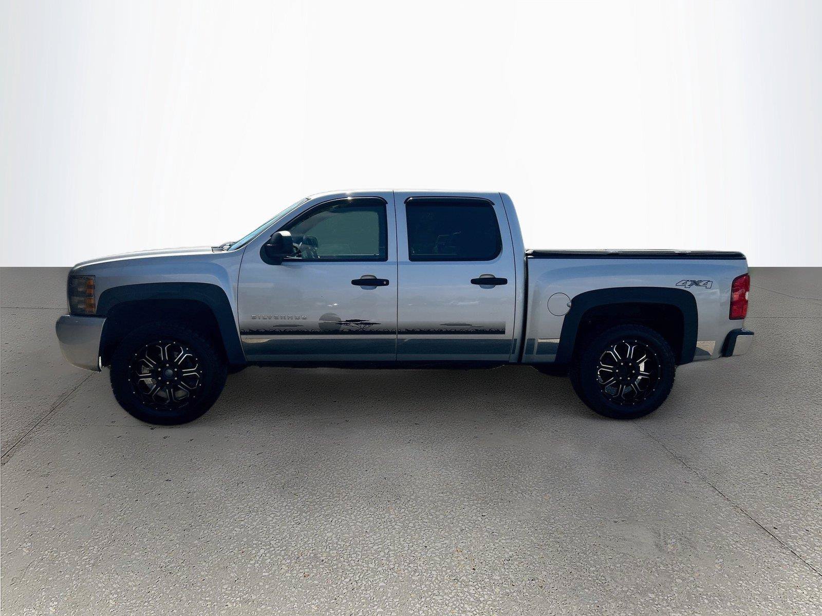 Used 2011 Chevrolet Silverado 1500 LS AWD/4WD image 7