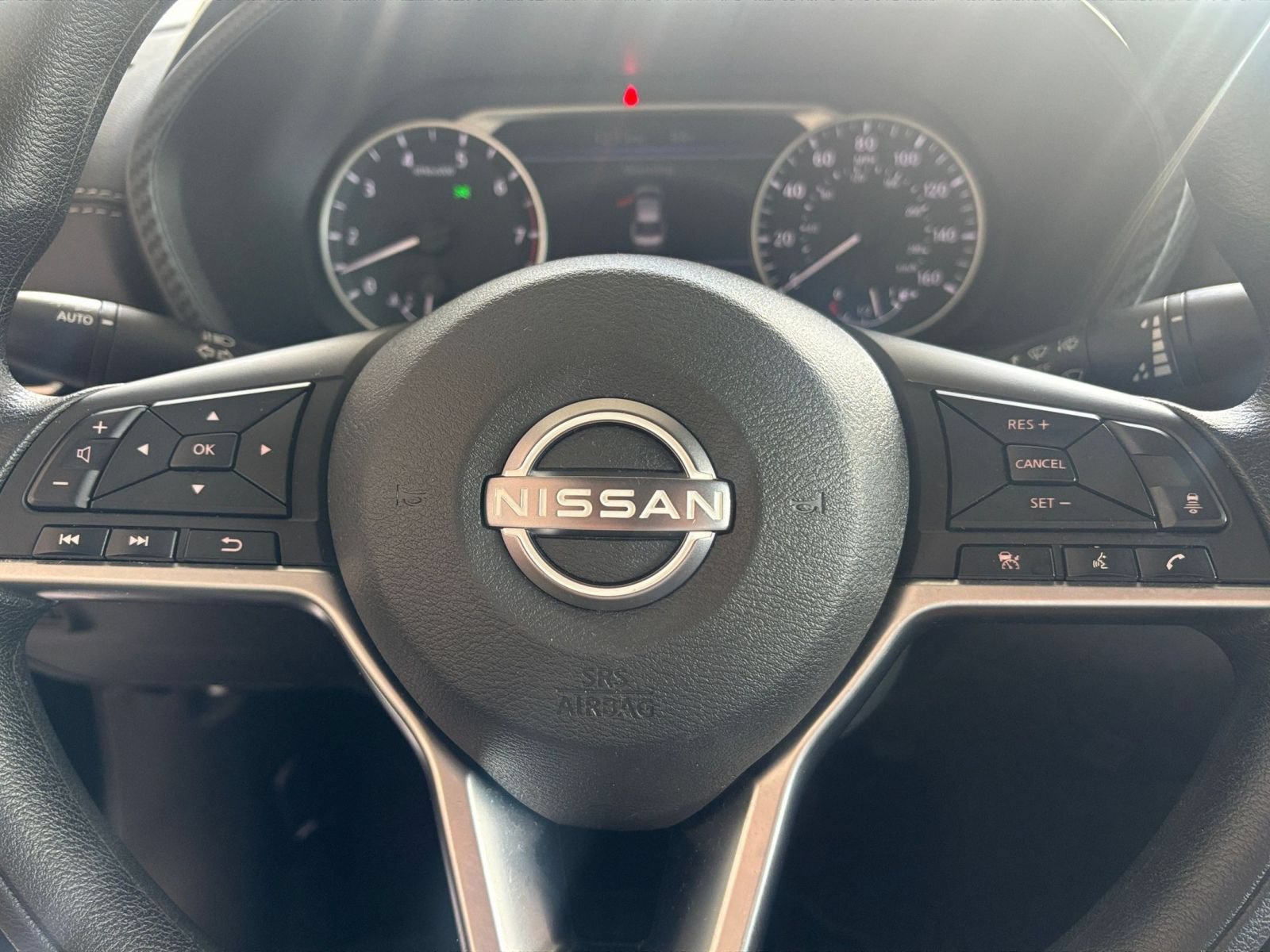 Used 2025 Nissan Sentra SV FWD image 26