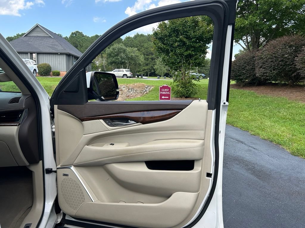Used 2016 Cadillac Escalade ESV Premium AWD/4WD image 63