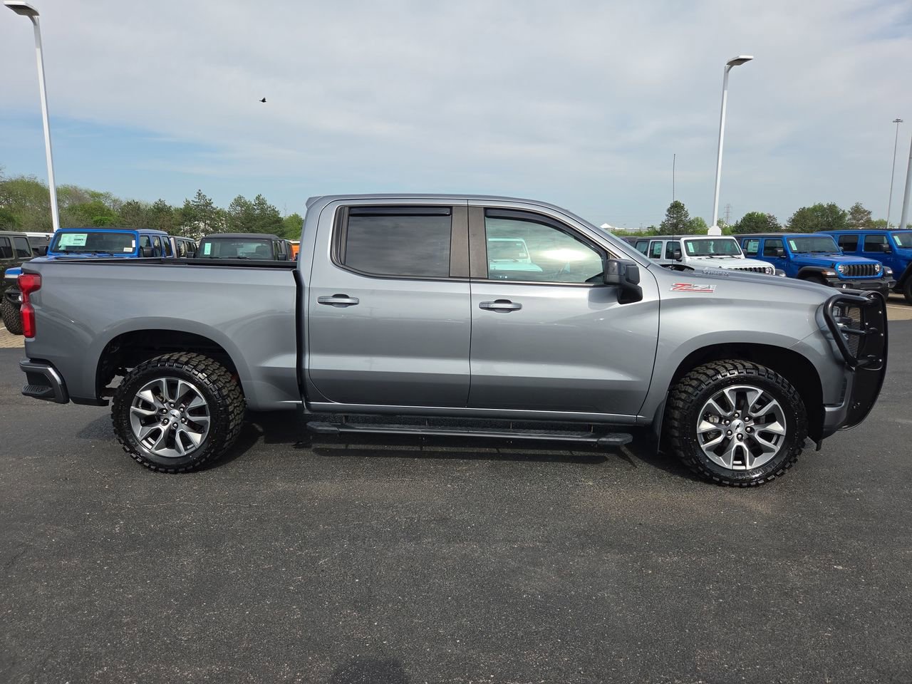 Used 2021 Chevrolet Silverado 1500 RST w/ All Star Edition Plus AWD/4WD image 9