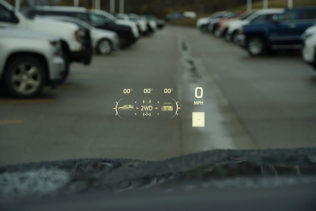 Used 2023 Chevrolet Suburban High Country w/ Premium Package image 40