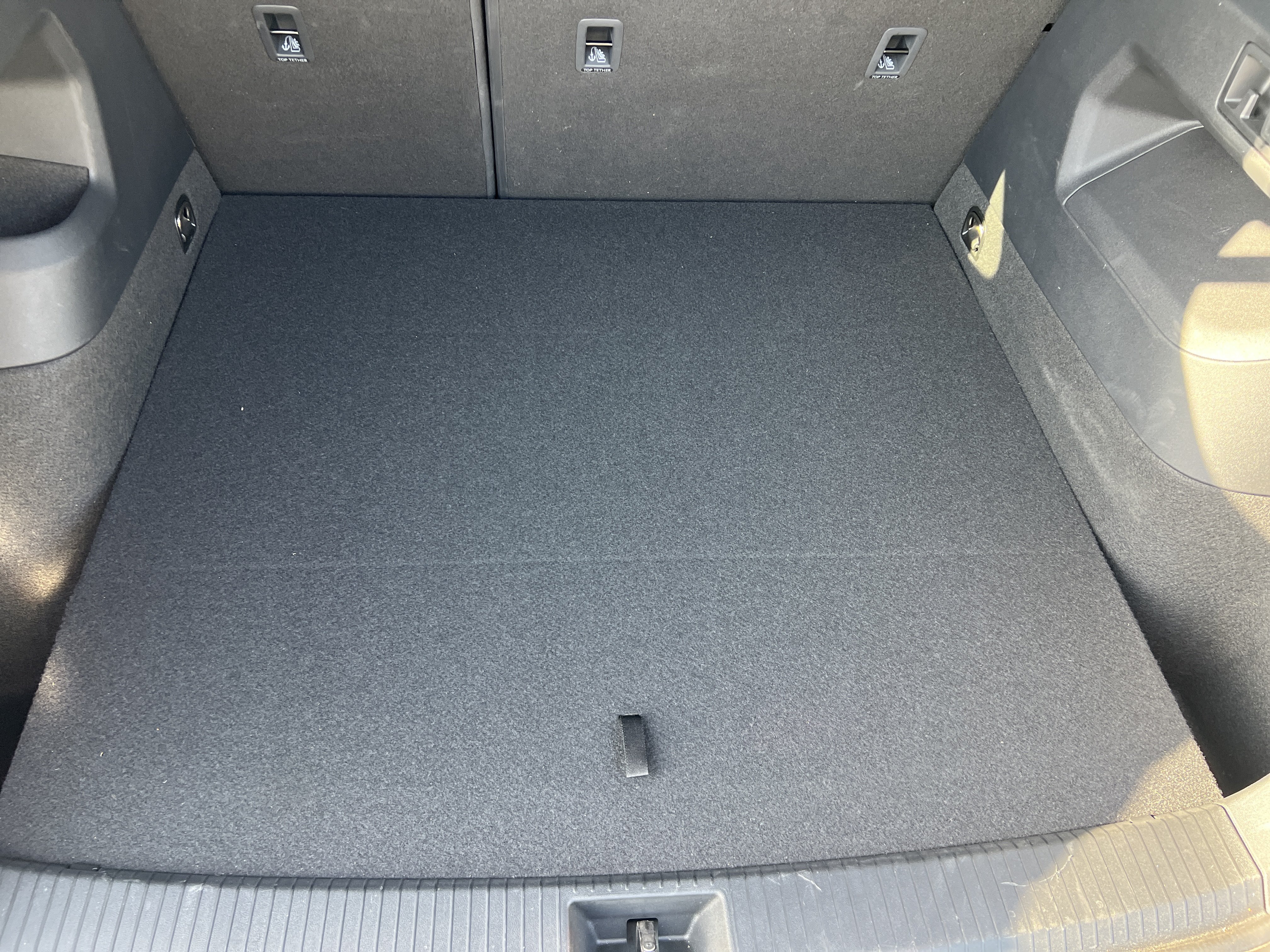 Certified 2026 Volkswagen Tiguan SE R-Line FWD image 29