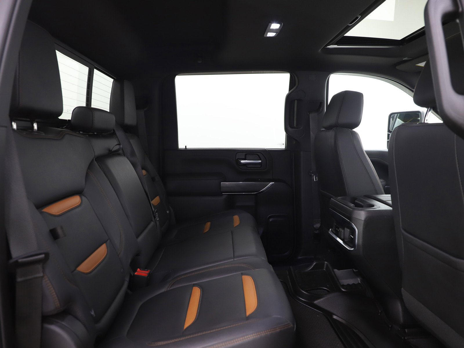 Used 2022 GMC Sierra 3500 AT4 w/ AT4 Preferred Package image 14