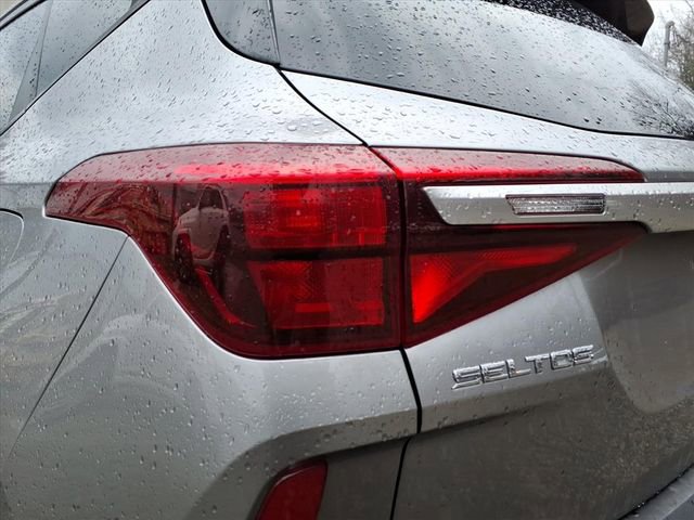 Used 2021 Kia Seltos LX image 7
