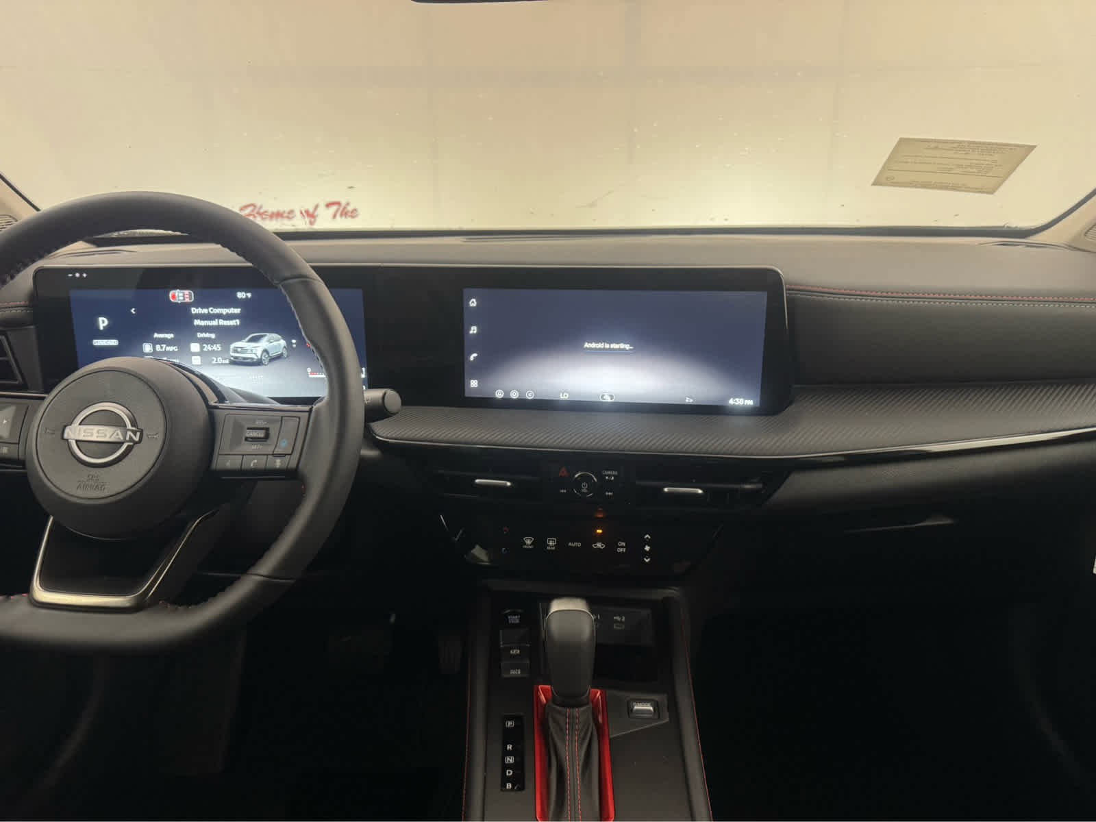 New 2026 Nissan Kicks SR image 12