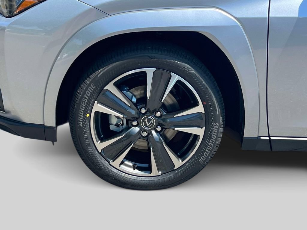 New 2026 Lexus UX 300h AWD image 10
