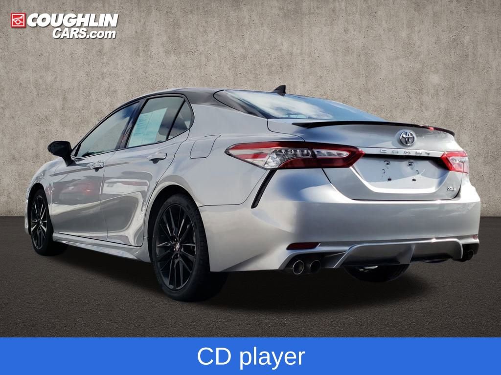 Used 2019 Toyota Camry XSE image 6