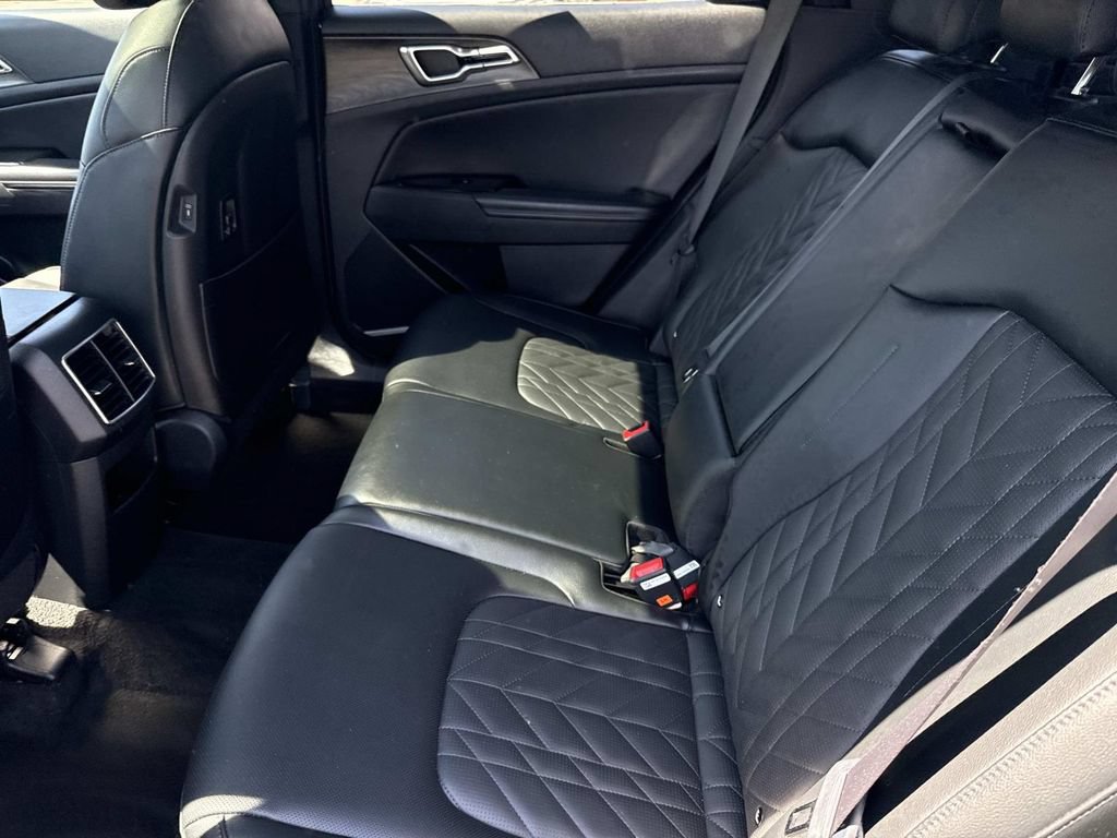 Used 2023 Kia Sportage X-Line w/ X-Line Premium Package AWD/4WD image 16