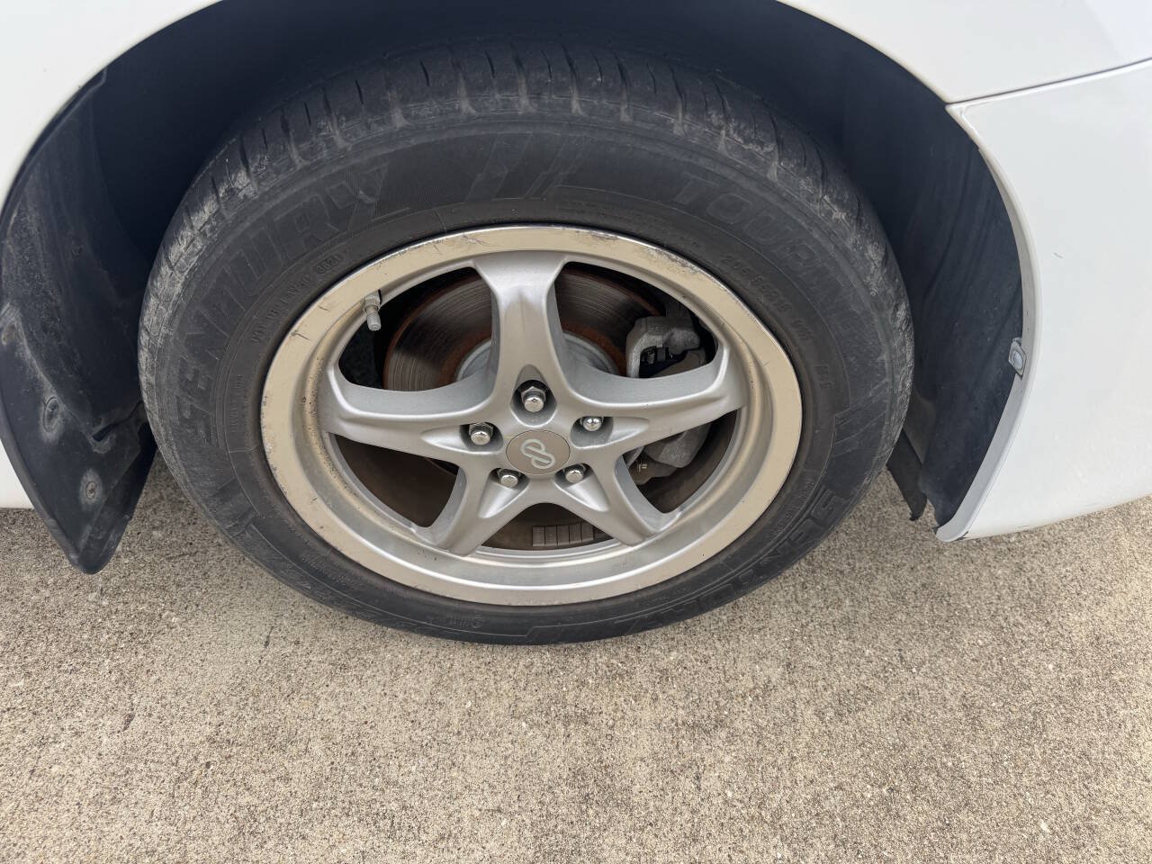 Used 2009 Toyota Matrix FWD image 31