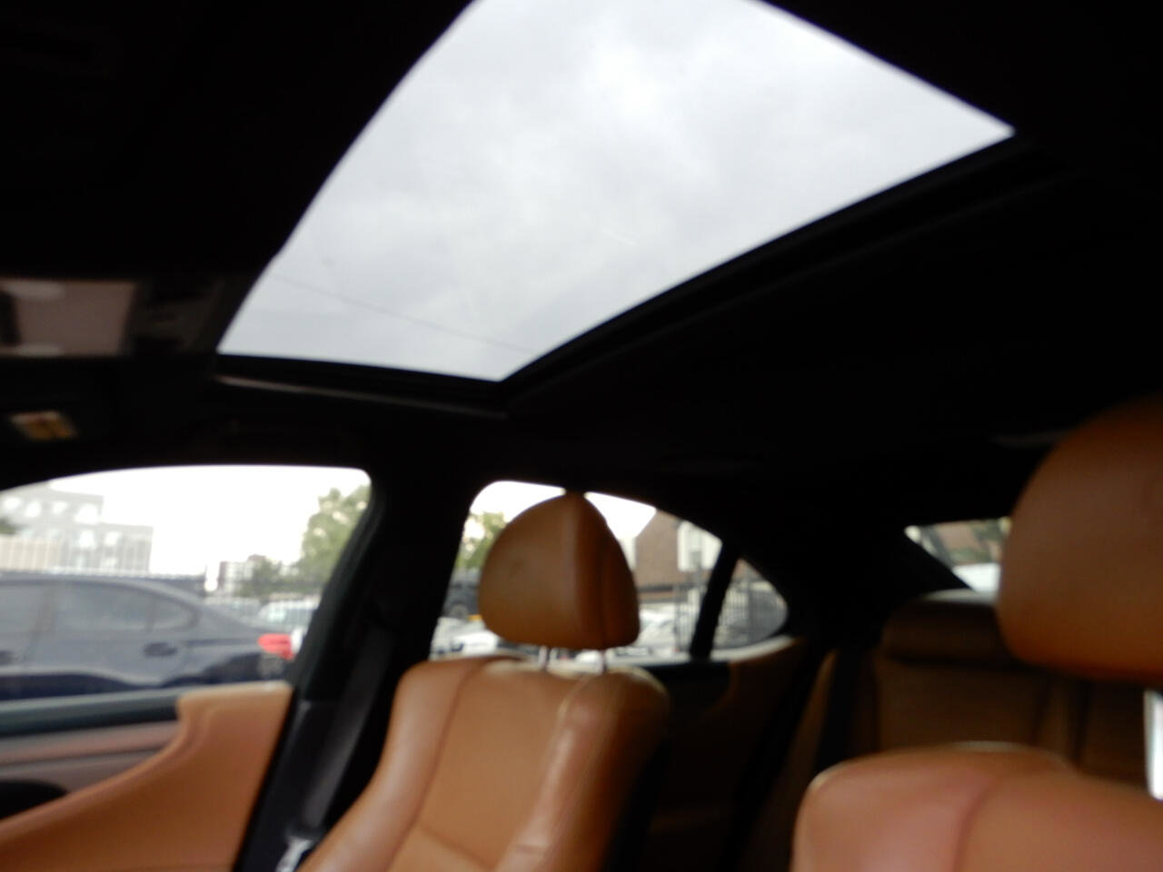 Used 2015 Lexus LS 460 w/ F Sport Package image 20