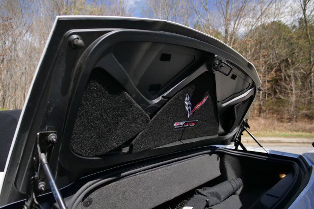 Used 2016 Chevrolet Corvette Z06 w/ 3LZ Preferred Equipment Group image 39