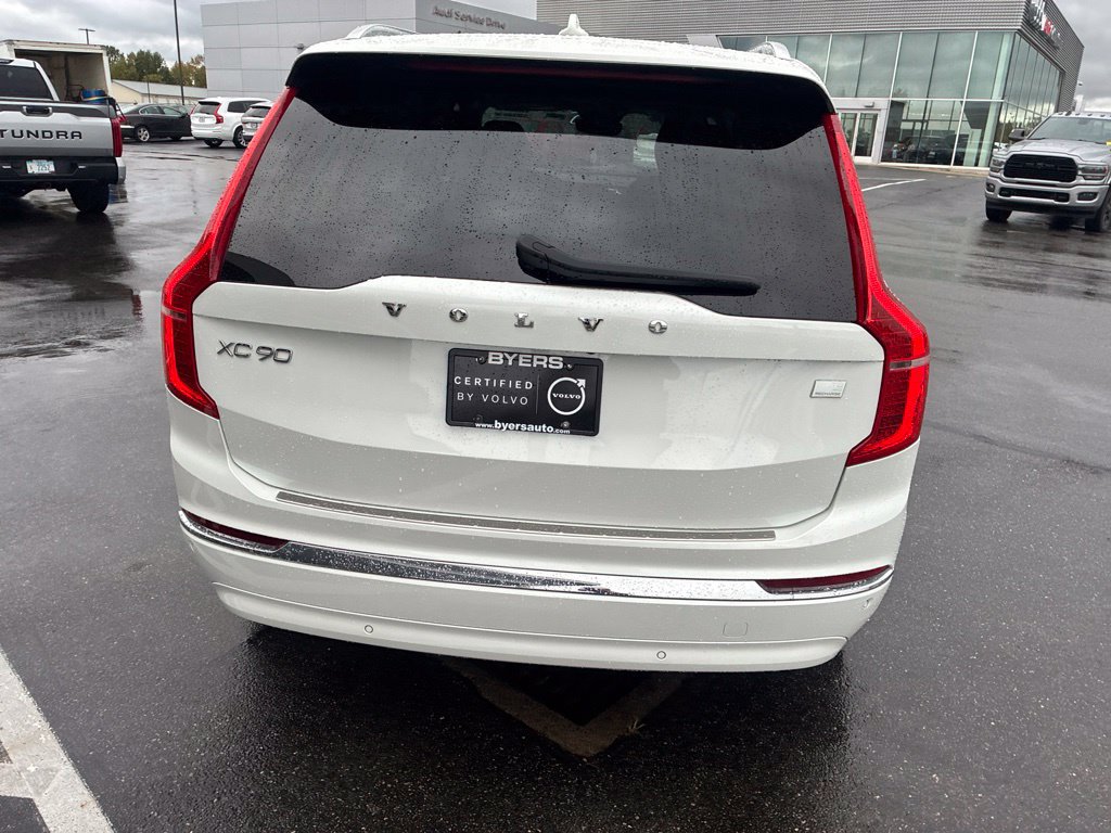 Used 2024 Volvo XC90 T8 Plus w/ Protection Package Premier AWD/4WD image 7
