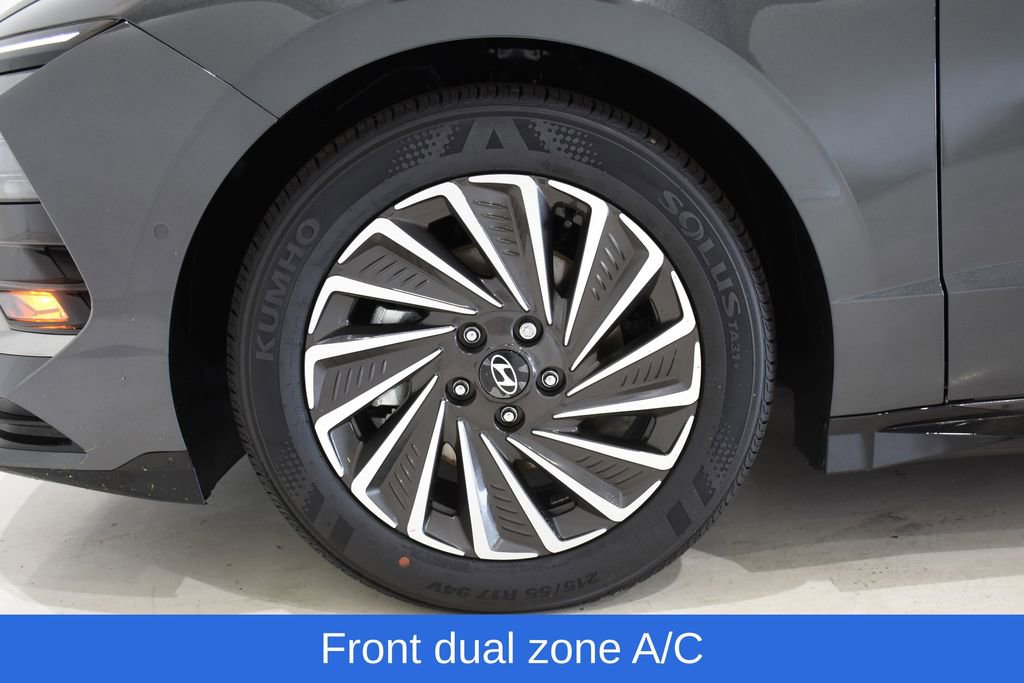 New 2025 Hyundai Sonata Limited image 6
