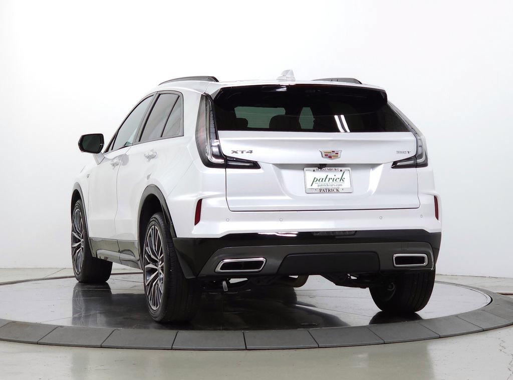 Used 2025 Cadillac XT4 Sport FWD image 6